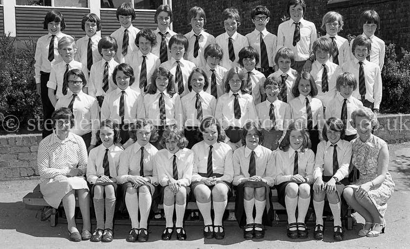 Eastwood Schools end of Term Prizewinners 1976.