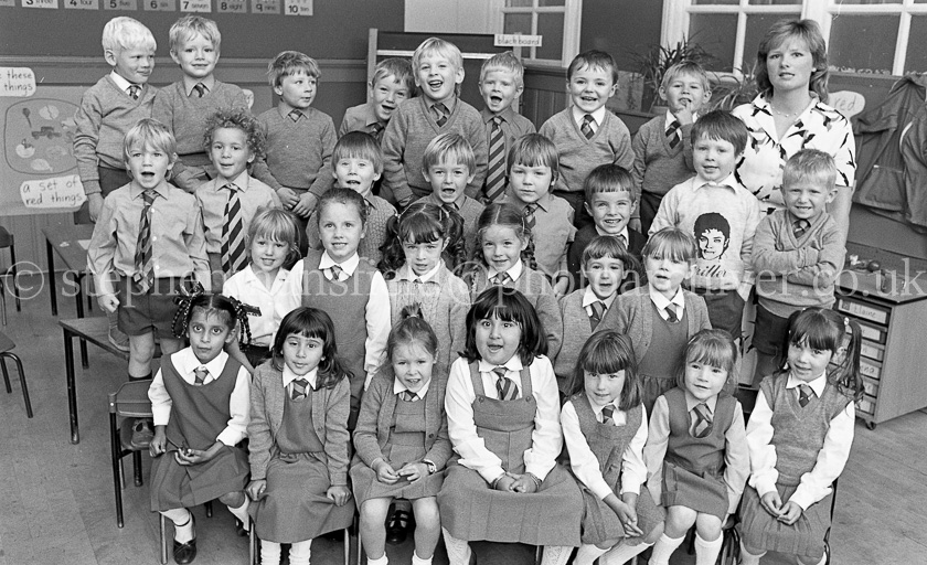 Holmlea Primary Ones 1984.