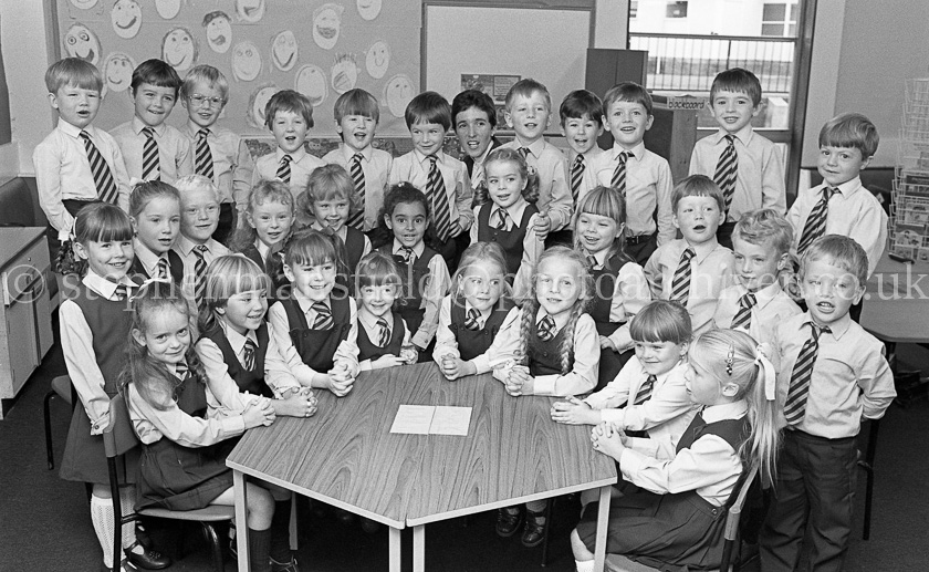 St. Fillan's Primary One's 1984.