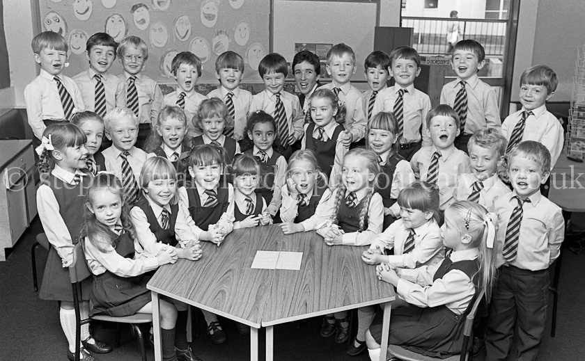 St. Fillan's Primary One's 1984.