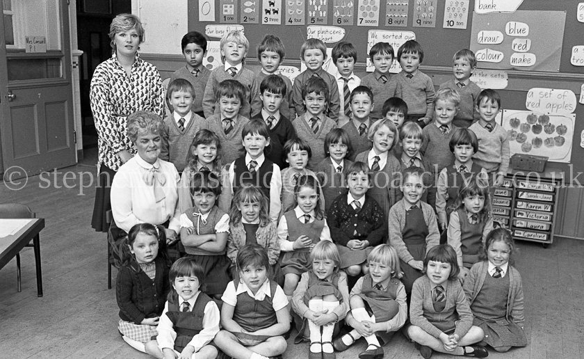 Holmlea Primary One.