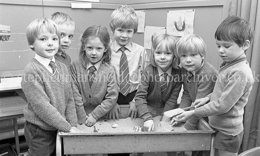 Merrylee Primary One.