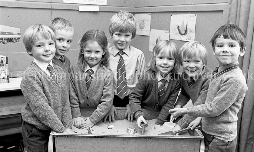 Merrylee Primary One.