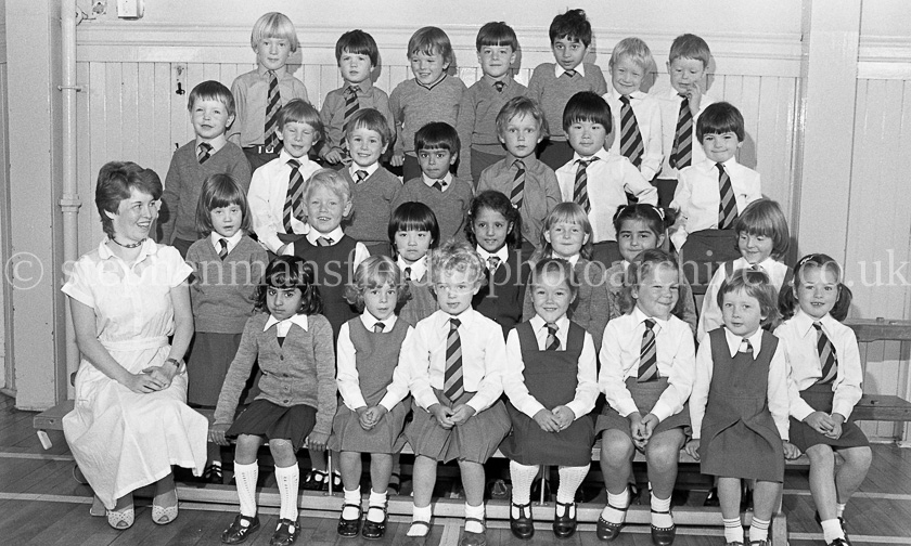 Shawlands Primary One's 1983.