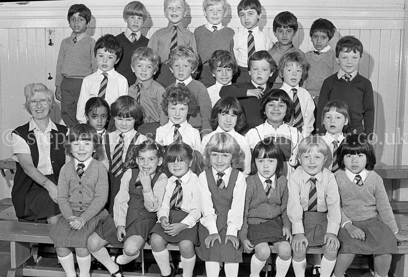 Shawlands Primary One's 1983.
