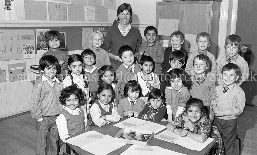Cuthbertson Street Primary One's 1983.