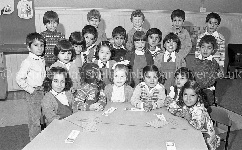 Pollokshield's Primary One's 1983.