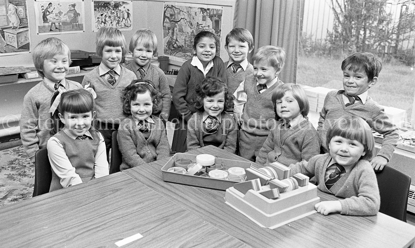 Merrylee Primary One's 1983.
