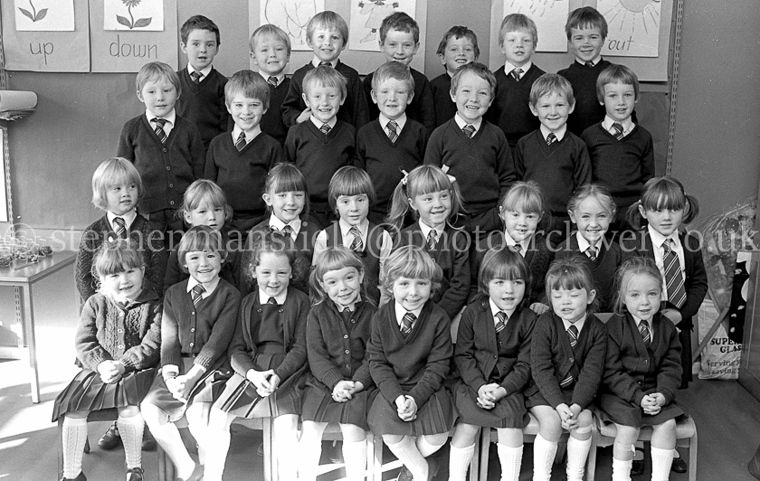 St. Mirrin's Primary One's 1983.
