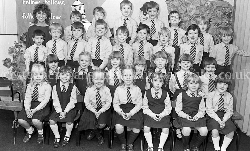 St. Fillan's Primary One's 1983.